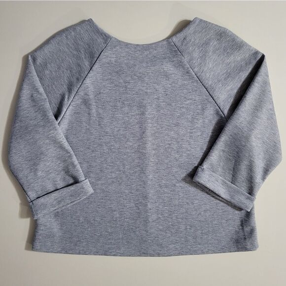 Bobeau Women's Black and Gray Colorblock Pullover Top - Picture 11 of 11
